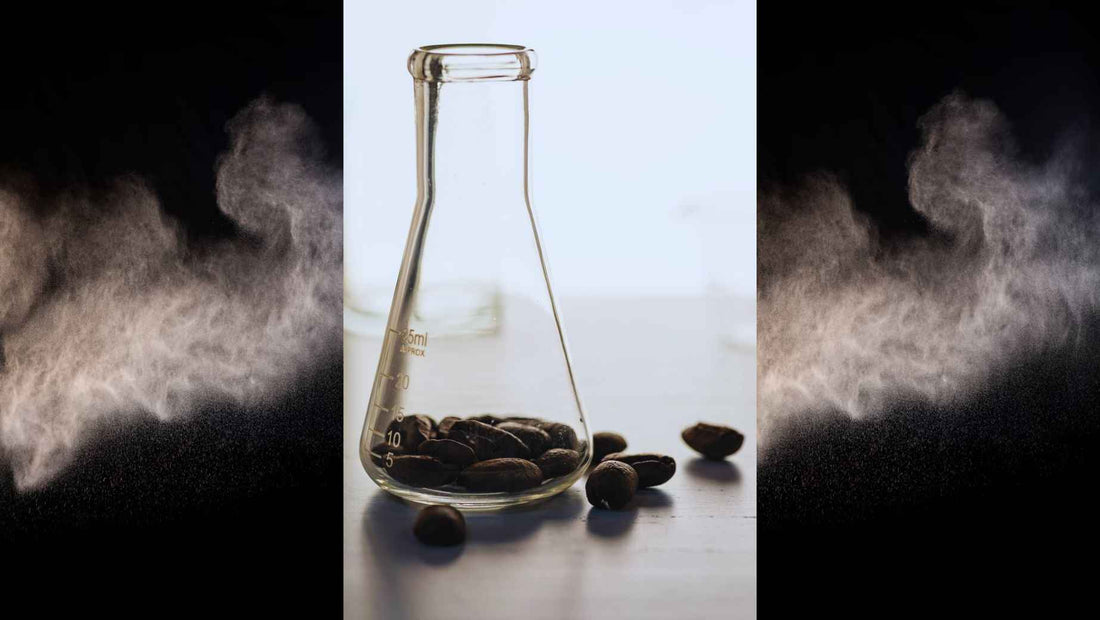¿Qué es la cafeína anhidra y cuáles son sus efectos?